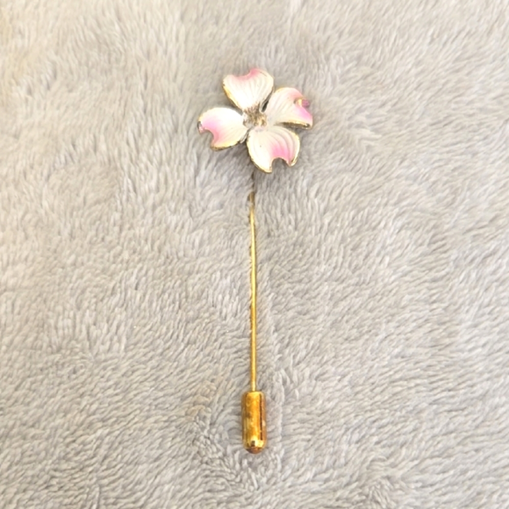 #144 Vintage Pink and Gold Floral Pin - Picture 1 of 3